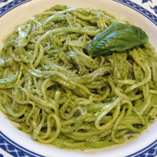 Pasta pesto