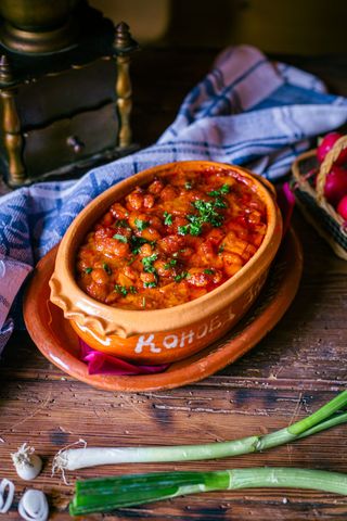 Pasulj, kupus salata, hljeb