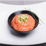 Chirashi Salmón y Aguacate
