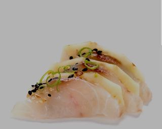 Sashimi peixe branco