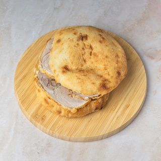 Čobanska lepinja sa rolovanom jagnjetinom