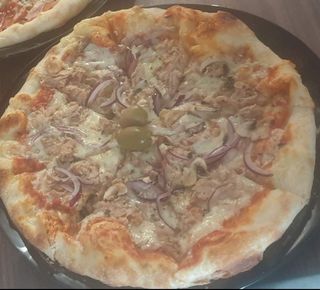 Tuna pizza 25cm