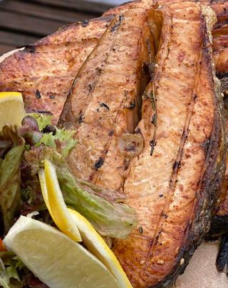 Стейк з лосося (300 г)