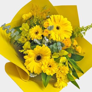 Ramo flores amarillas 
