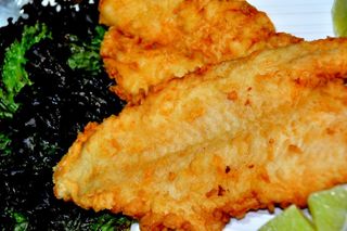 Filete De Merluza Con Calabacín Rebozado