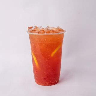 Iced tea de fructe de padure