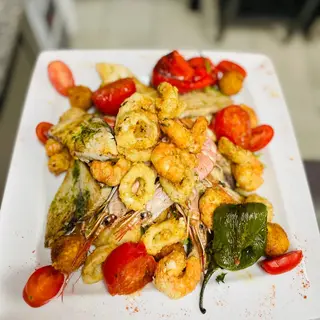 Fritura De Pescado Y Marisco