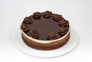 Tarta De Tres Chocolates Pequeña