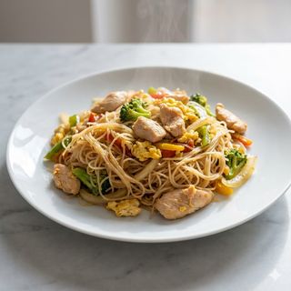 69.Spaghetti di riso con pollo