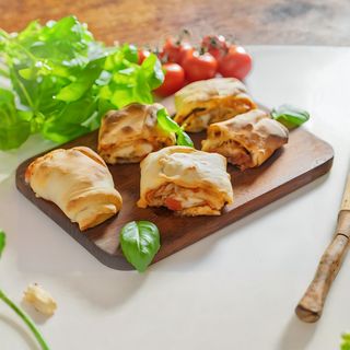 Пицца ролл с овощами / pizza roll with veggie