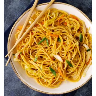 Lasunaa Chow Mein Sag Chow Mein