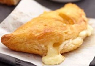 Chausson Au Fromage