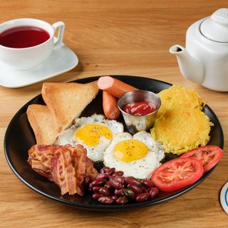 ინგლისური საუზმე