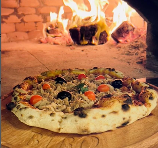 Pizza Tonno