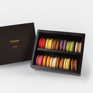 Macaron Selection 12 komada