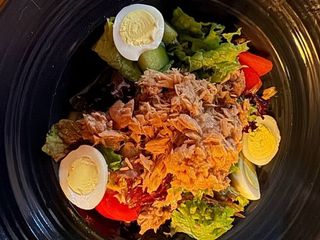 Салат з тунцем (150g)