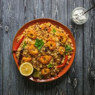 Shrimps Biryani - Medium Pack (650 ML) + 1 Drink