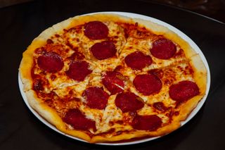 პიცა პეპერონი