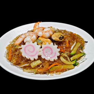 374 Spaghetti di soia con mare misto