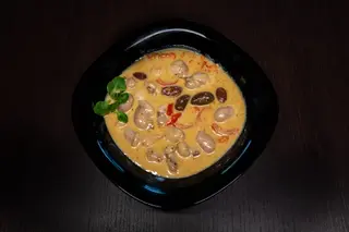 Fudulii de curcan in sos de vin