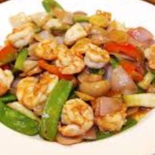 Langostinos Con Hongos Chinos A La Chapa Caliente