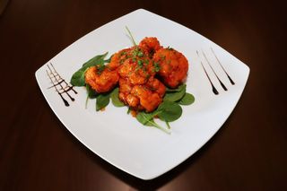 Conopida cu sos picant