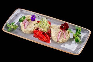 SALATA DE VINETE CU ARDEI COPT 200g