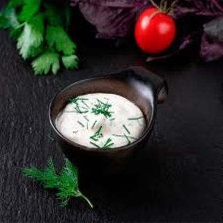 ნივრის სოუსი, ცხარე