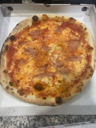 Prosciutto e funghi