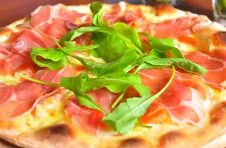 Focaccia crudo