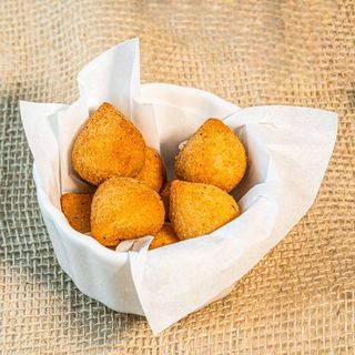 Mini Coxinha de Frango (8 unidades)