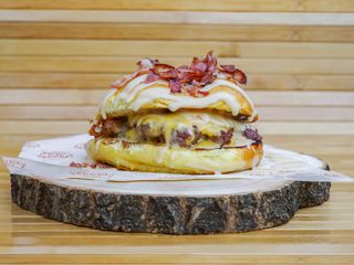 Hamburguesa Burn Cheesy