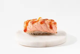 Nigiri salmon grill