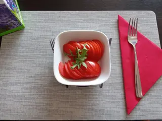 Salată de roșii