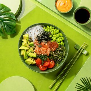 Poke Funchoza Salmon Classic