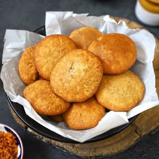 The Bhagwanji Kachori (with onions) 250g