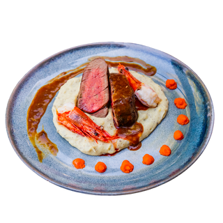 MUSCHI DE VITA SERVIT ALATURI DE PIURE DE CARTOFI CU TRUFE SI CREVETI BLACK TIGER 180/200/120 g