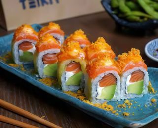 Spicy salmón roll (8 pzs.)