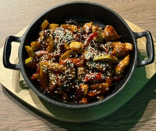 Tigaie picanta de vita