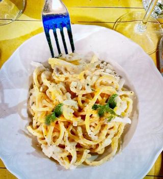Tonnarelli cacio e pepe