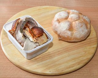 Porchetta 250g e panino rosetta