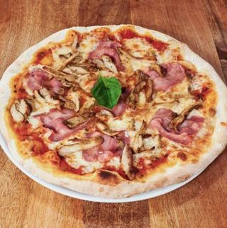 Pizza Pollo Braseado 