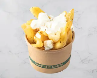 Tapa De Patatas Fritas Con Feta