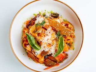 Фетучини с телятиной