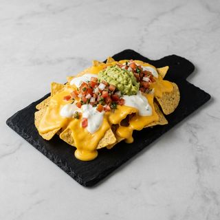 Nachos con queso
