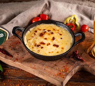 სულგუნი კეცზე