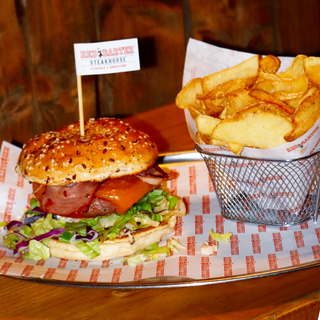 New York Bacon Cheeseburger + Patatas