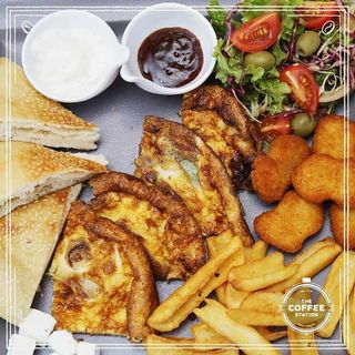 Chicken Nuggets breakfast