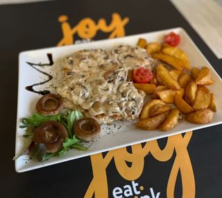 Piletina sa šampinjonima 350 g