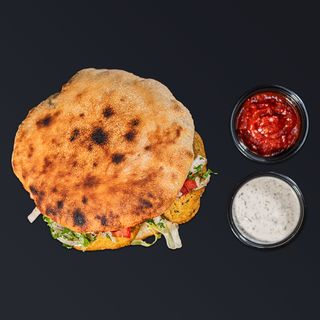 Burger Falafel z kurczakiem